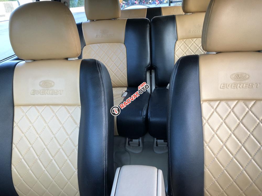 Cần bán Ford Everest AT năm 2010, màu xám -1