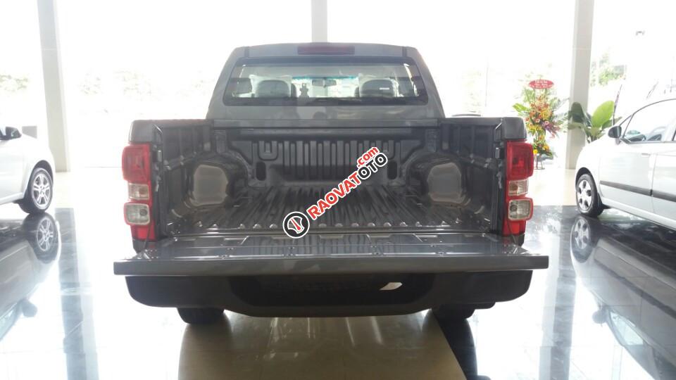 Chevrolet Colorado 2.5 4x2, trả trước 10%, giao xe tận nơi-4