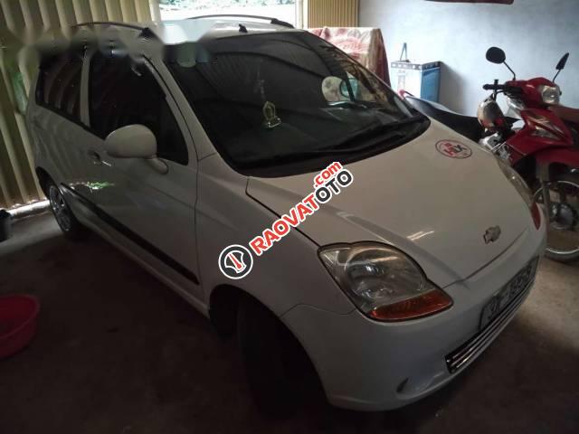 Bán xe Chevrolet Spark đời 2010, màu trắng-0