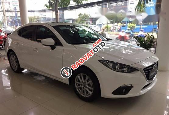 Bán xe Mazda 3 đời 2017, màu trắng, giá tốt-2