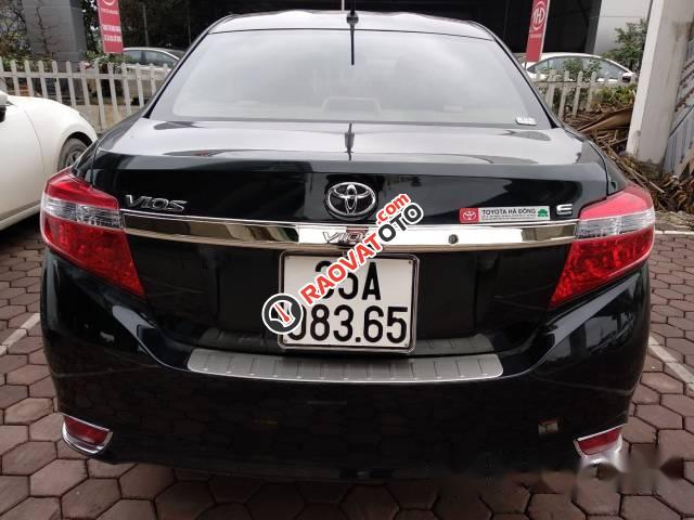 Bán xe Toyota Vios E đời 2016, màu đen số sàn-1