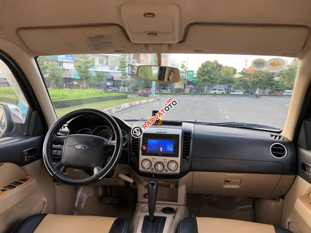 Cần bán Ford Everest AT năm 2010, màu xám -4