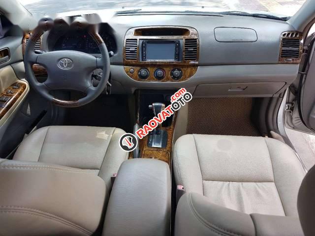 Cần bán lại xe Toyota Camry LE 2.4 đời 2005, màu bạc, xe nhập xe gia đình-1