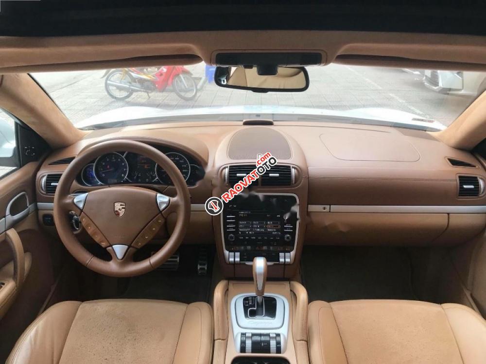 Bán xe Porsche Cayenne 4.8 GTS sản xuất 2008, màu trắng, xe nhập-3