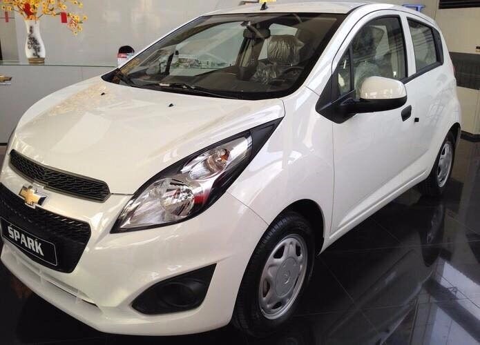 Bán Chevrolet Spark đời 2017, màu trắng, nhập khẩu giá cạnh tranh-1