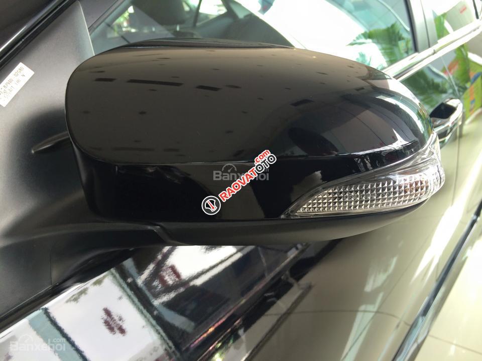 Bán ô tô Toyota Corolla Altis 1.8G (CVT) năm 2018, màu đen, tặng gói hỗ trợ trị giá 30 triệu, LH em Hùng 0911.404.101-1