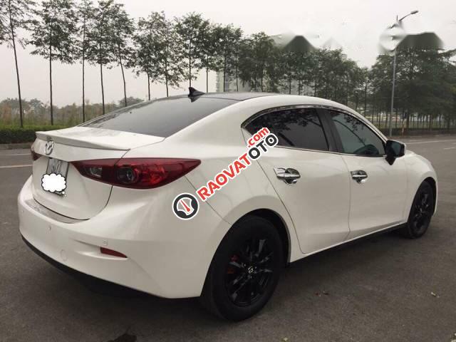 Cần bán xe Mazda 3 đời 2015, màu trắng xe gia đình-4