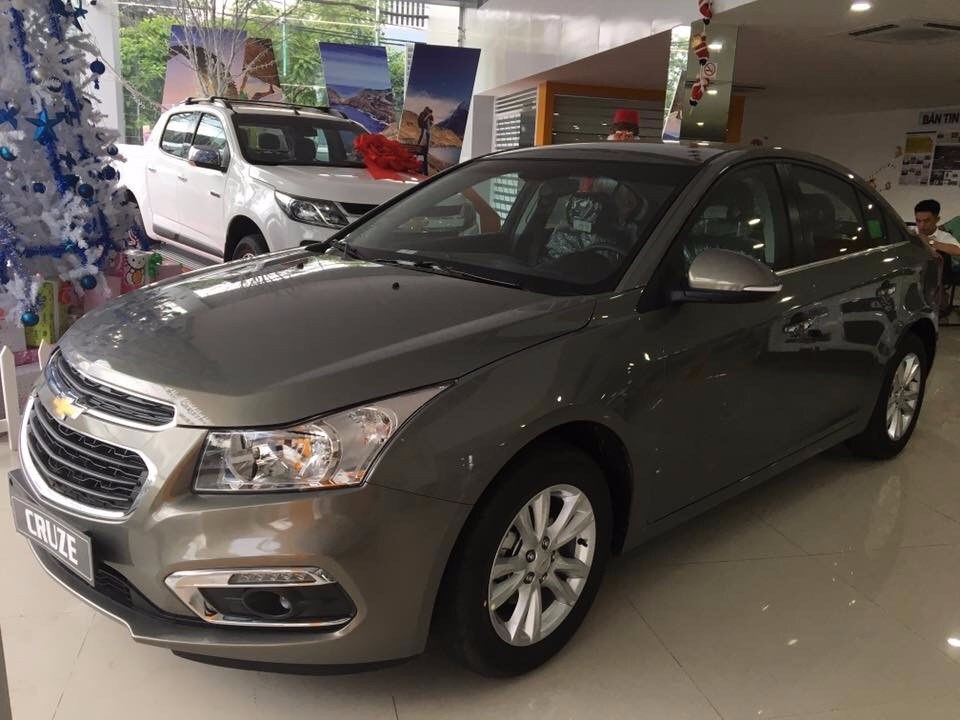 Bán xe Chevrolet Cruze đời 2017, màu nâu, xe nhập-3