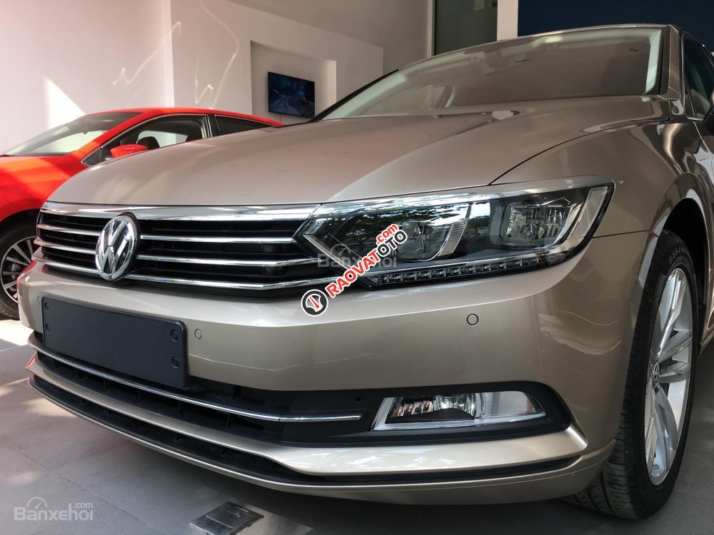 Volkswagen Passat GP, màu vàng cát, nhập khẩu Đức, LH Hương 0902.608.293 để nhận CTKM. Cam kết giá tốt-11