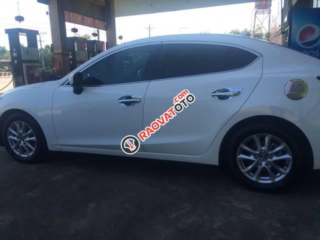 Bán xe Mazda 3 1.5 năm 2016, màu trắng, giá 610tr-3