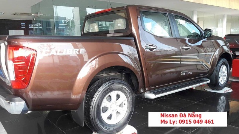 Bán xe Nissan Navara đời 2017, màu nâu, xe nhập-4