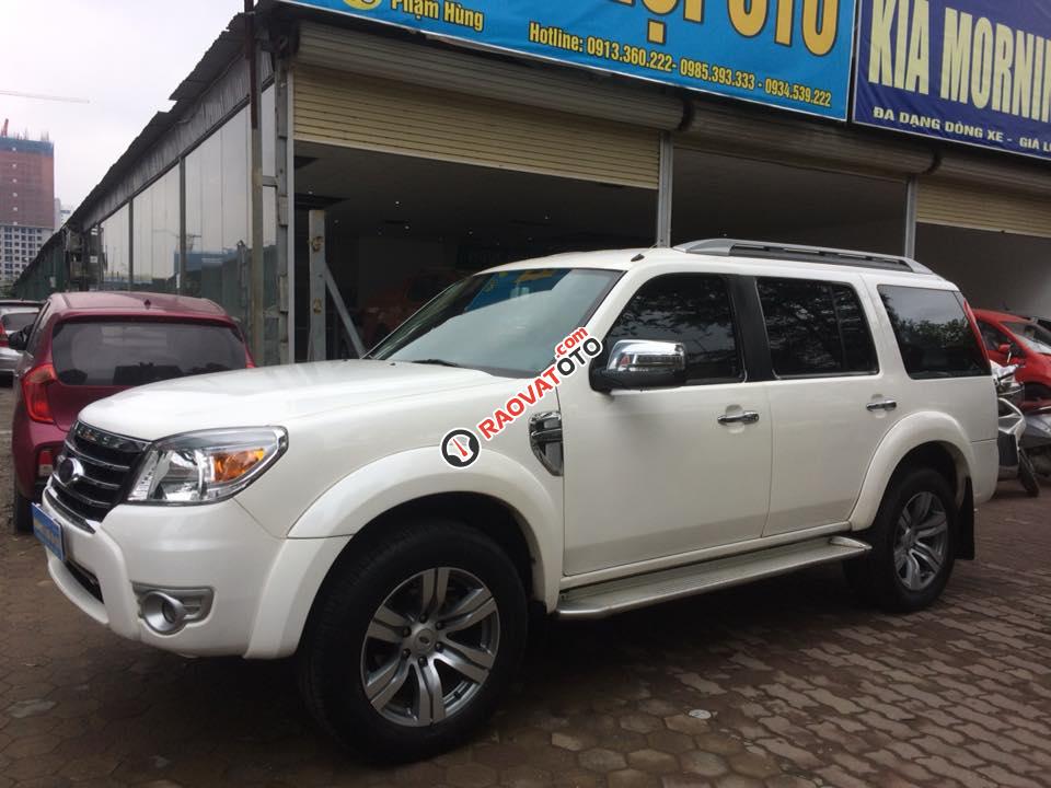 Cần bán gấp Ford Everest Limited 4x2 AT đời 2011, màu trắng số tự động, 525tr-2