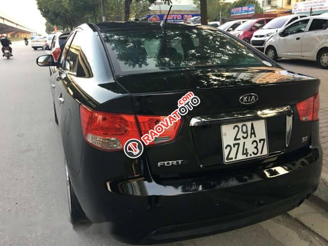 Bán xe Kia Forte đời 2011, màu đen, 425tr-0