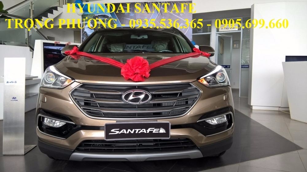 Bán xe Hyundai Santa Fe sản xuất 2017, màu nâu, nhập khẩu nguyên chiếc-0