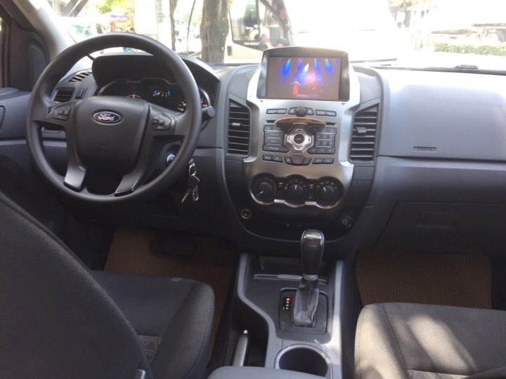 Bán xe Ford Ranger XLS 4x2 2.2AT 2016, màu trắng, nhập khẩu-9