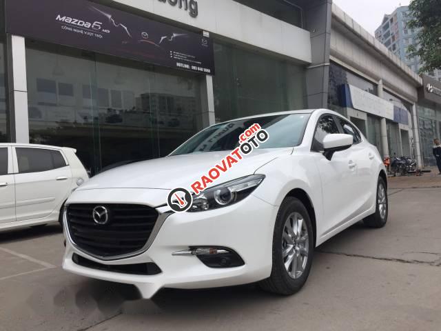 Bán xe Mazda 3 đời 2017, màu trắng-1