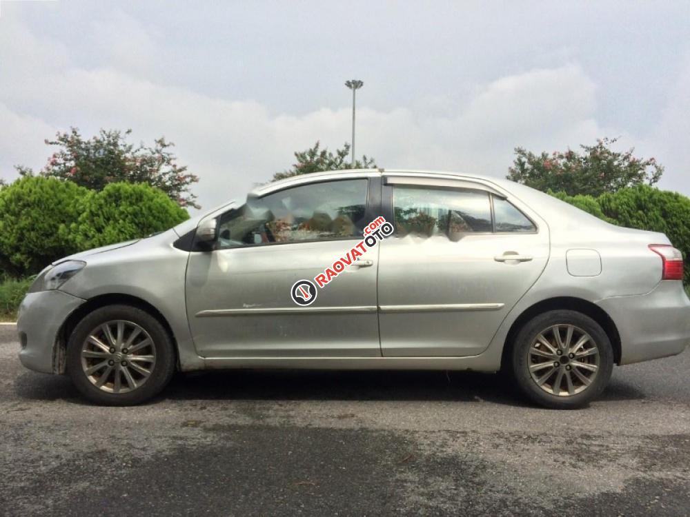 Bán Toyota Vios E đời 2012, màu bạc-1