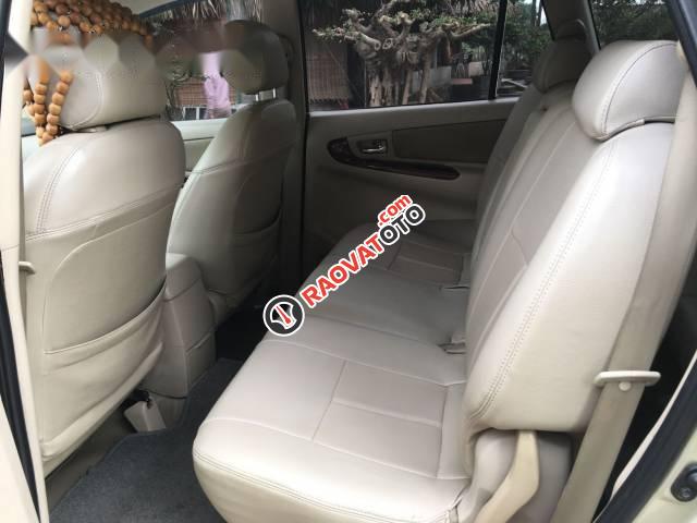 Bán ô tô Toyota Innova đời 2006 xe gia đình-2