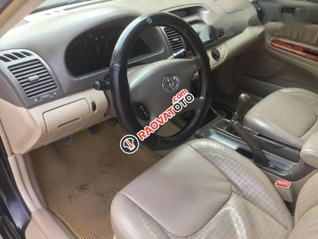 Bán xe Toyota Camry 2.4 đời 2004, màu đen-4