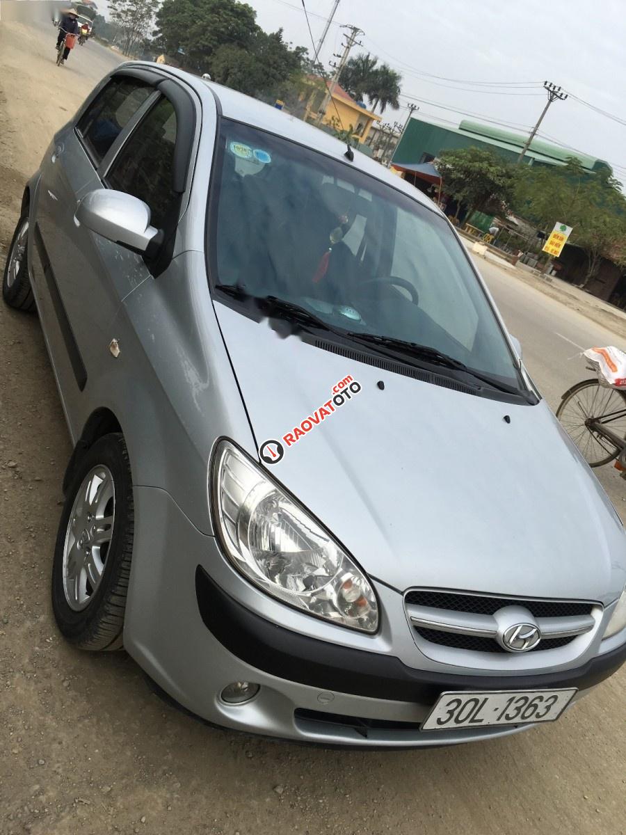 Bán Hyundai Click đời 2009, màu bạc, xe nhập số tự động-0