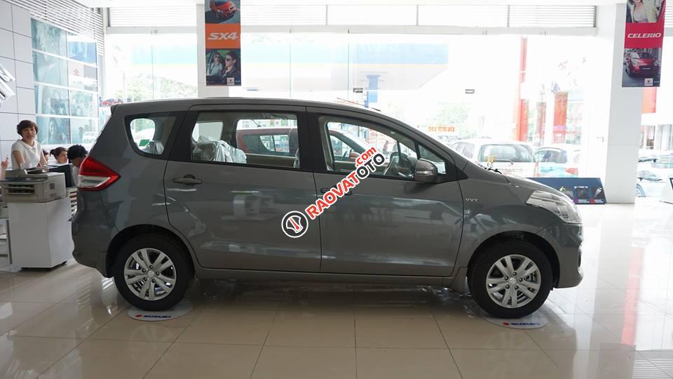 Suzuki Ertiga 2017- Khuyến mãi 70 triệu - Đủ màu, xe có sẵn - liên hệ: 0906612900-1