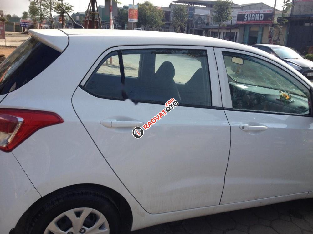 Cần bán Hyundai i10 đời 2014, màu trắng, xe nhập, 277 triệu-5