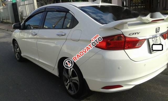 Cần bán lại xe Honda City đời 2015, màu trắng số tự động-2