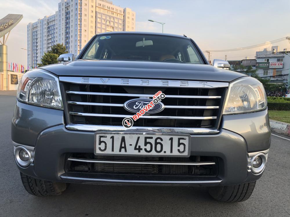 Cần bán Ford Everest AT năm 2010, màu xám -9