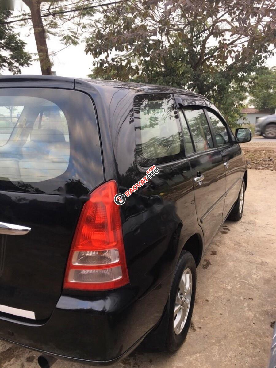 Bán Toyota Innova 2006, màu đen xe gia đình-0