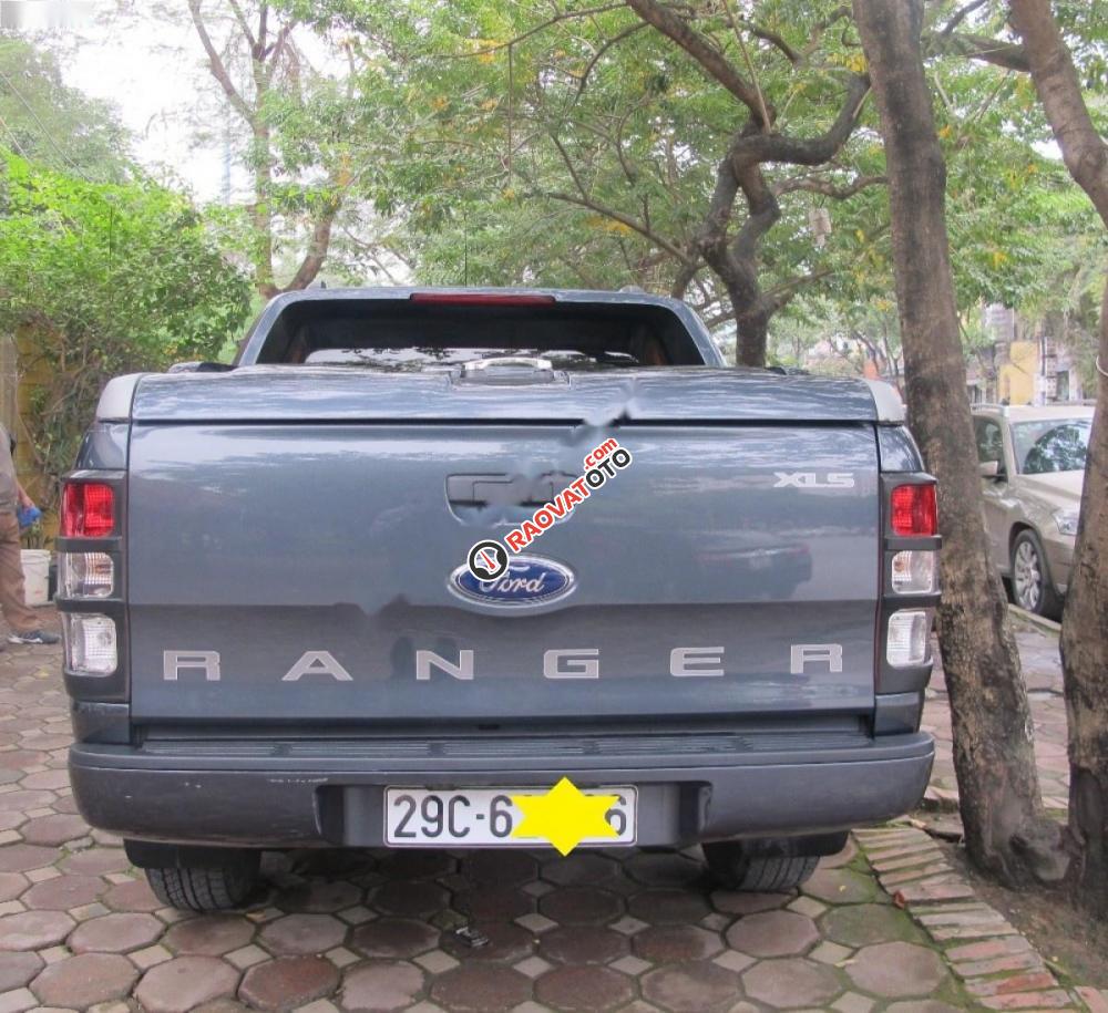 Bán Ford Ranger XLS 2.2L 4x2 AT đời 2016, màu xanh lam, nhập khẩu  -3