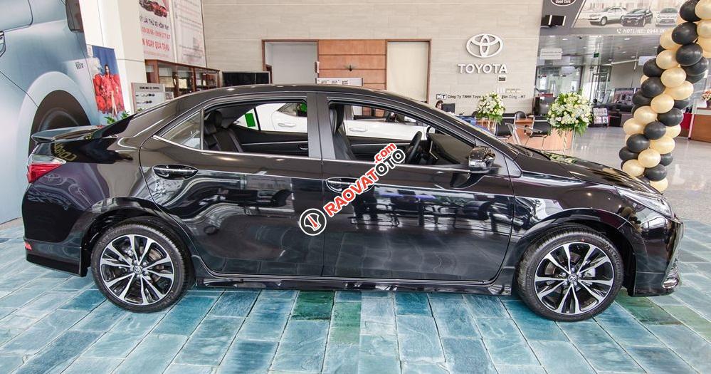 Bán Corolla Altis 1.8G 2018 CVT giá tốt, tặng phụ kiện chính hãng, hỗ trợ trả góp lãi suất thấp-1