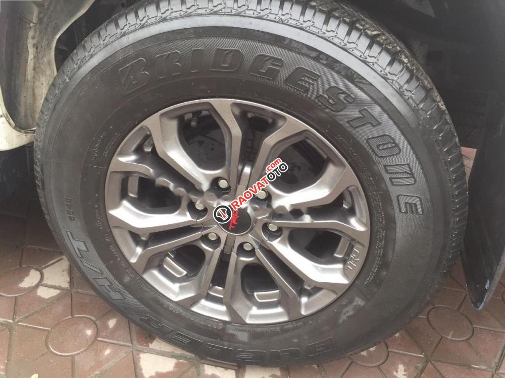 Bán ô tô Toyota Fortuner năm 2014, màu trắng, giá 835tr-3