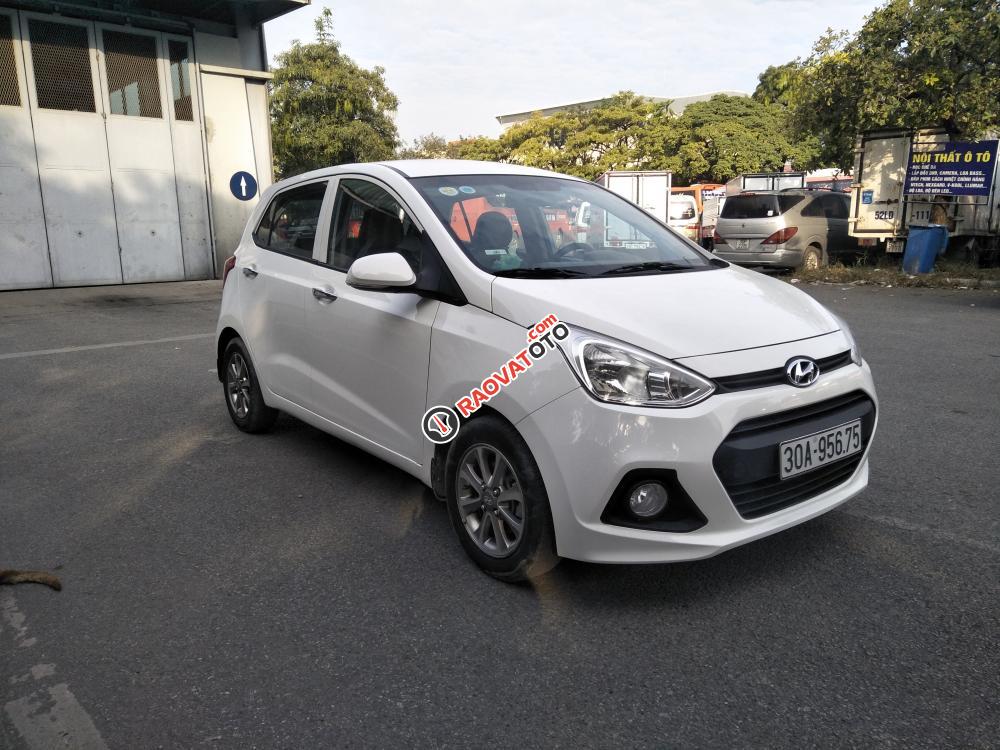 Cần bán lại xe Hyundai Grand i10 1.0 MT đời 2015, màu trắng, nhập khẩu nguyên chiếc-1