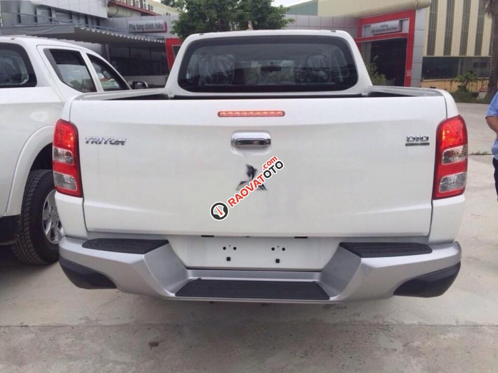 Bán Mitsubishi Triton đời 2017, màu trắng, nhập khẩu nguyên chiếc, giá tốt-3