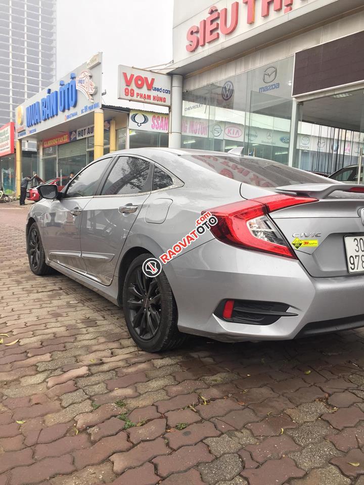 Bán xe Honda Civic 1.5L VTEC Turbo đời 2017, xe lướt đẹp nhất thị trường-4