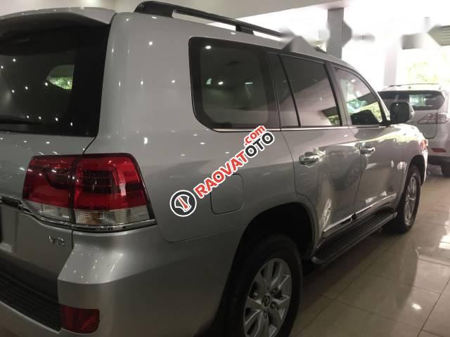 Bán ô tô Toyota Land Cruiser VX 4.6 V8 năm 2016, màu bạc, nhập khẩu Nhật Bản -0