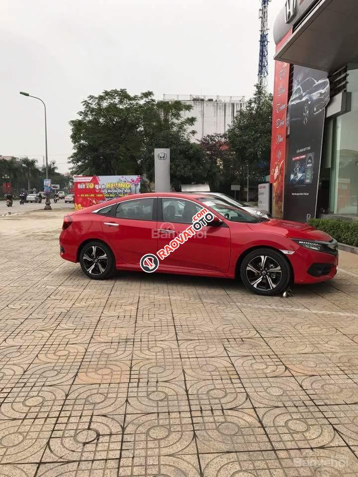 Honda Quảng Bình bán Honda Civic 1.5L Vtec 2017, giá rẻ nhất, khuyến mãi tốt, giao ngay tại Quảng Trị. LH: 094 667 0103-2