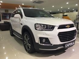 Bán Chevrolet Captiva năm 2017, màu trắng, nhập khẩu nguyên chiếc-2