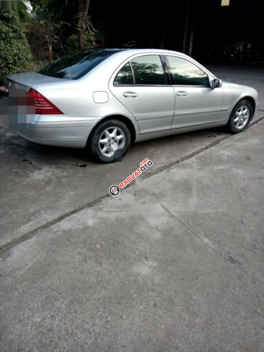 Cần bán xe Mercedes C180 Kompressor đời 2004, màu bạc-0