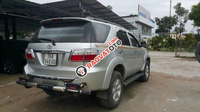 Bán Toyota Fortuner 2009, màu bạc số tự động, 485 triệu-3