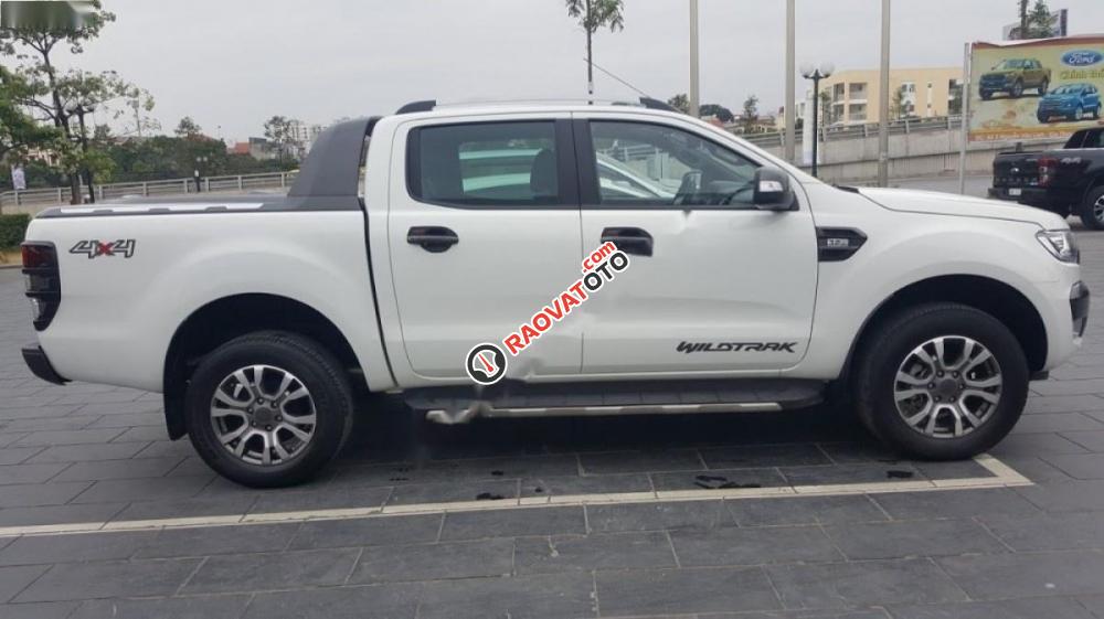 Bán Ford Ranger 3.2 Wildtrak đời 2016, màu trắng, xe nhập-2