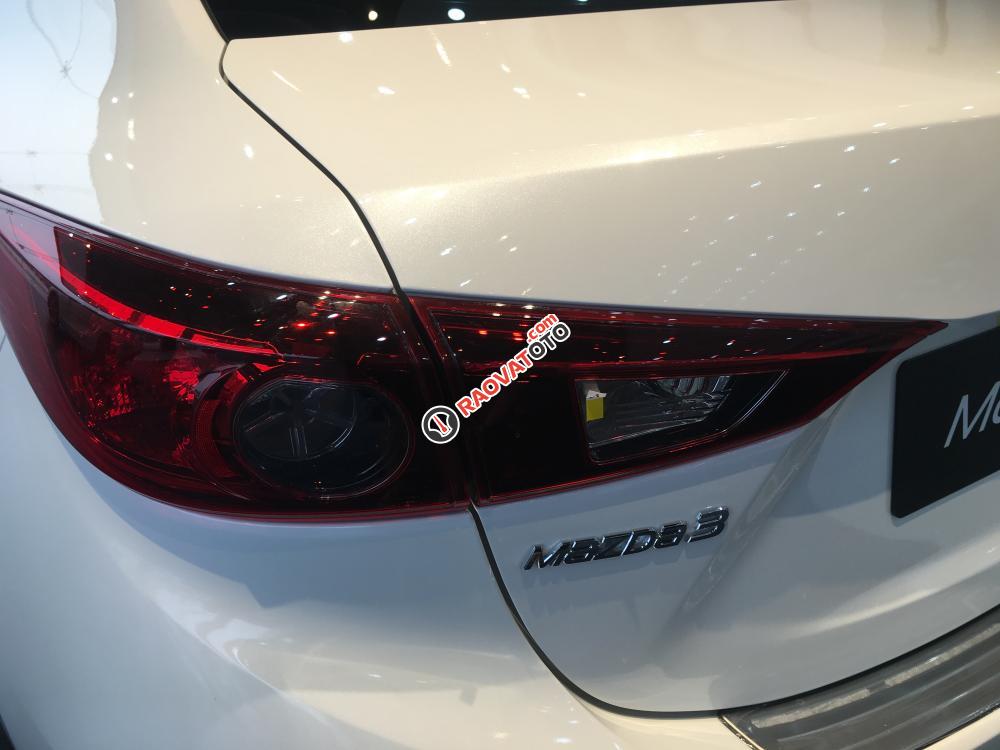 Bán xe Mazda 3 1.5L 2018 mới 100%, nhận ngay ưu đãi khi LH: 0938906863. Tư vấn trả góp, hỗ trợ đăng ký, hỗ trợ giao xe-9