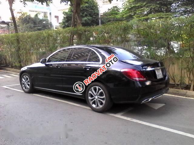 Cần bán Mercedes C200 đời 2016, màu đen-0