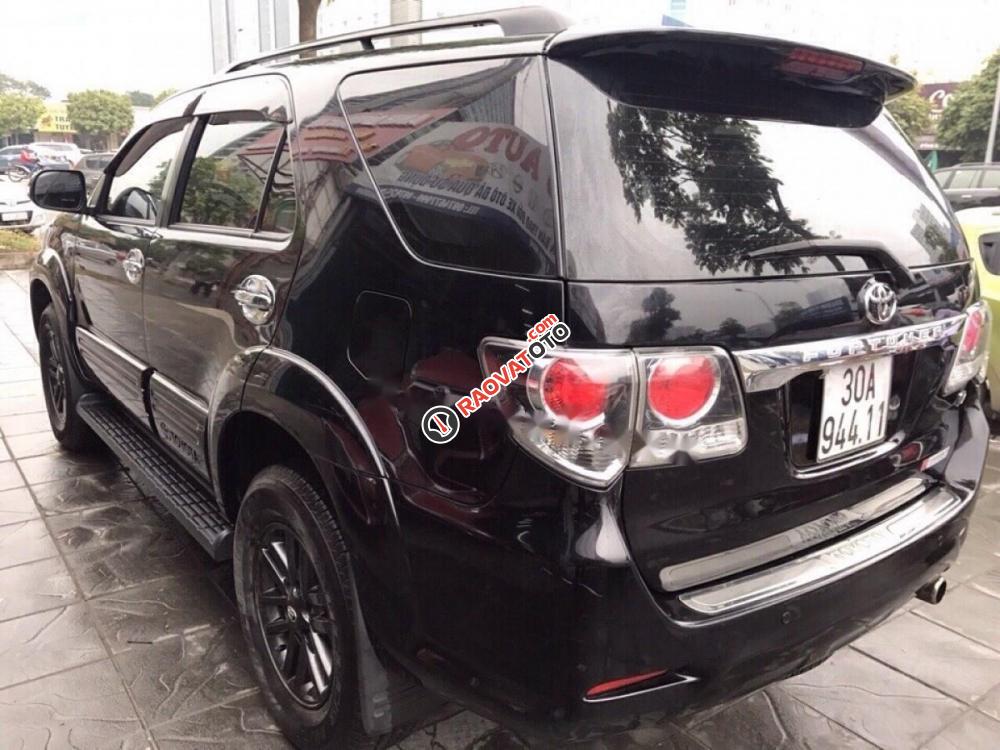 Bán ô tô Toyota Fortuner 2.7V 4x2 AT đời 2015, màu đen như mới, 830tr-5