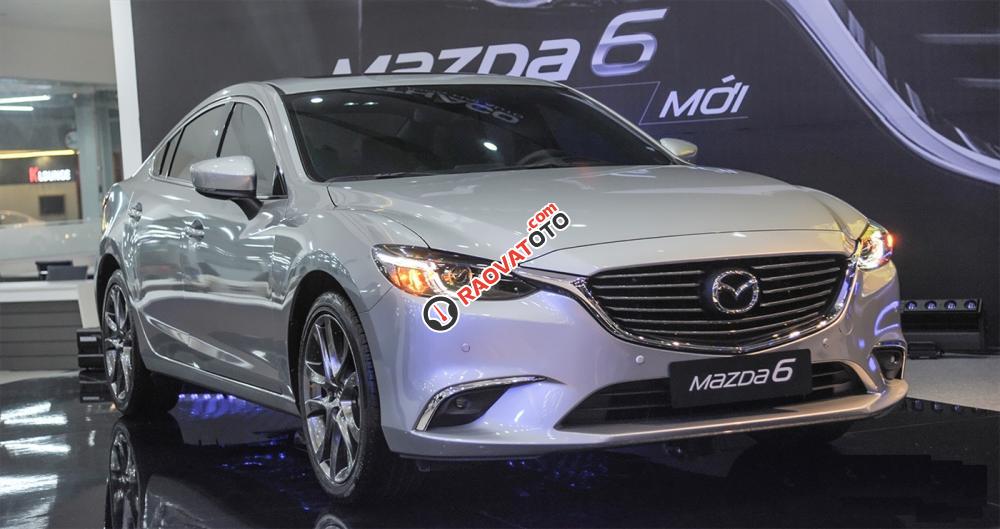 Bán Mazda 6 2.0 Premium 2017 giá ưu đãi. Tặng kèm quà tặng phụ kiện có giá trị, liên hệ 0975.930.716-0