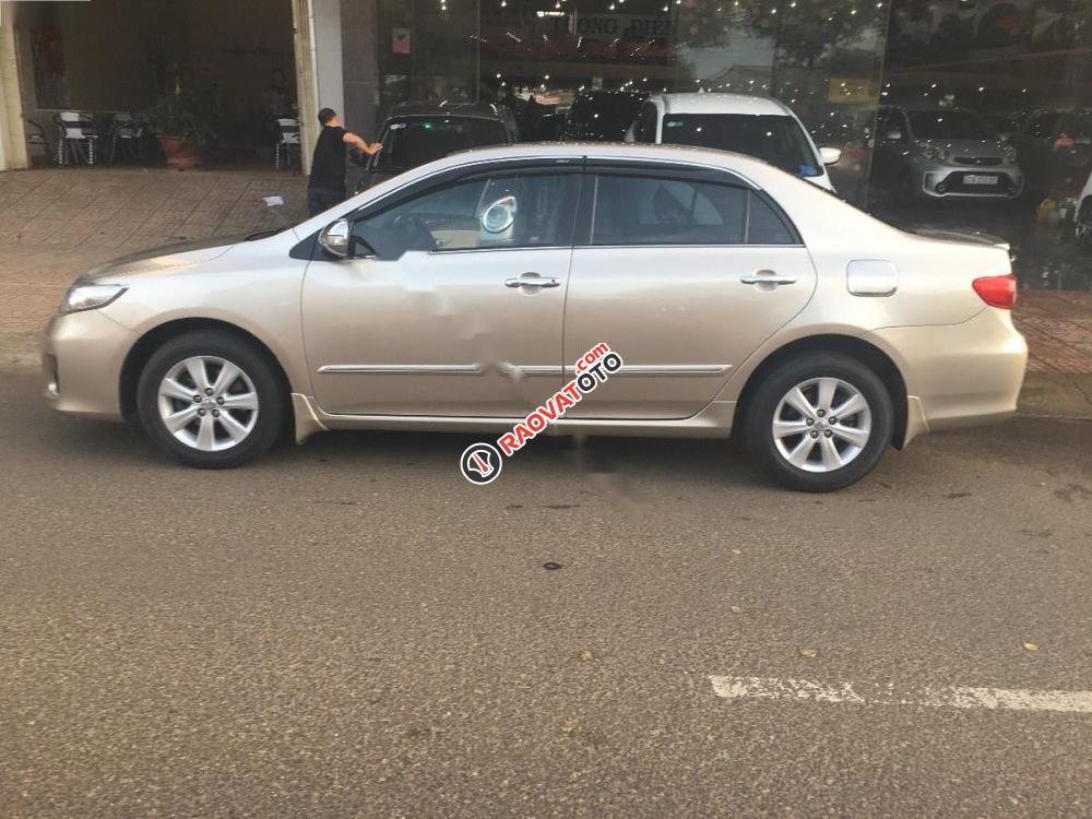 Cần bán xe Toyota Corolla altis đời 2013, xe gia đình, 520 triệu-6