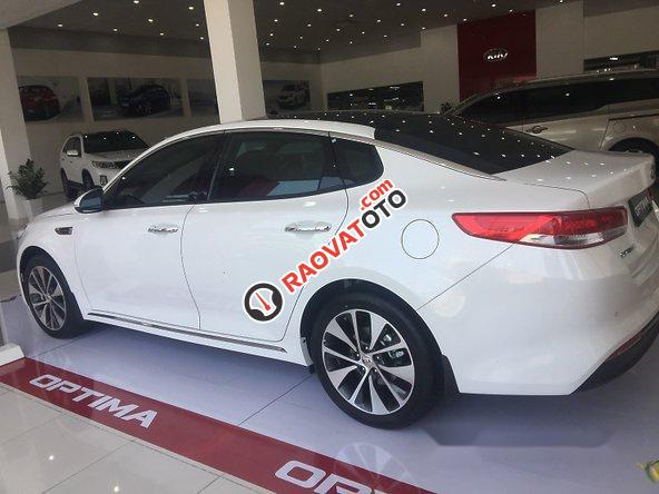 Bán Kia Optima 2.0L đời 2017, màu trắng-2