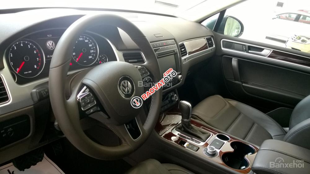 Bán Volkswagen Touareg GP đời 2014, màu xám (ghi), nhập khẩu Đức. LH Hương 0902.608.293, cam kết giá tốt nhất-22