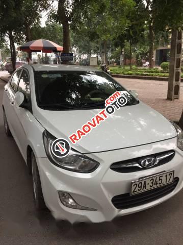 Bán ô tô Hyundai Accent sản xuất 2011, màu trắng, 380tr-2