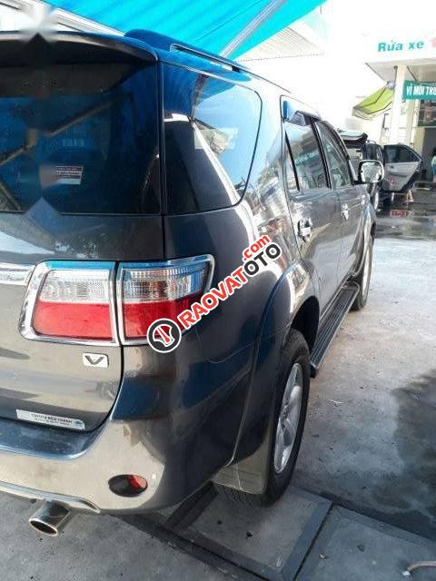 Bán xe Toyota Fortuner V đời 2010 số tự động-2